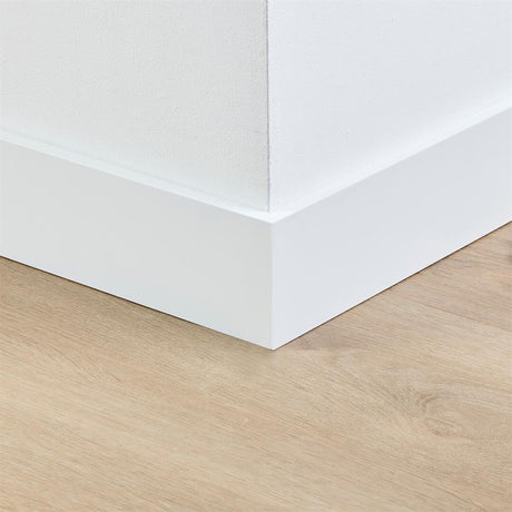 GOAT plint - Gelakt wit 9016 M - lijstwerk - 240 cm