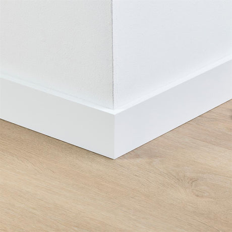 GOAT plint - Gelakt wit 9016 S - lijstwerk - 240 cm