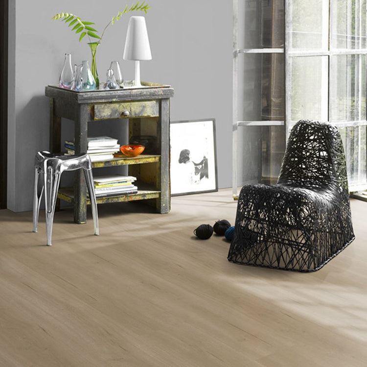 Woonkamer met moderne uitstraling dankzij Parador Trendtime 6 Eiken Loft natuur in naturel eiken