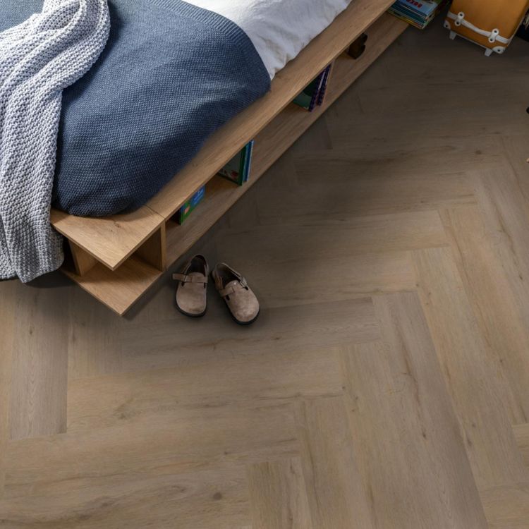 Ambiant Spigato Vivero Visgraat Dryback Natural Oak