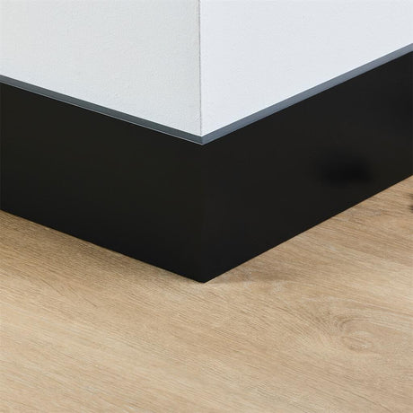 GOAT plint - Gelakt zwart 9005 XL - lijstwerk - 240 cm