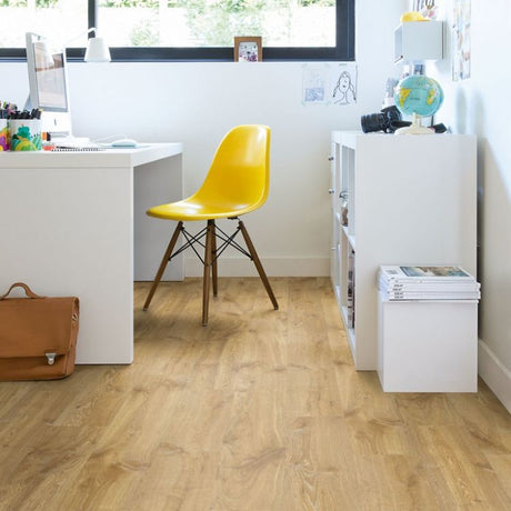 Kantoor met natuurlijke uitstraling dankzij Quick Step Creo Louisiana naturelle eik vloer in naturel eiken