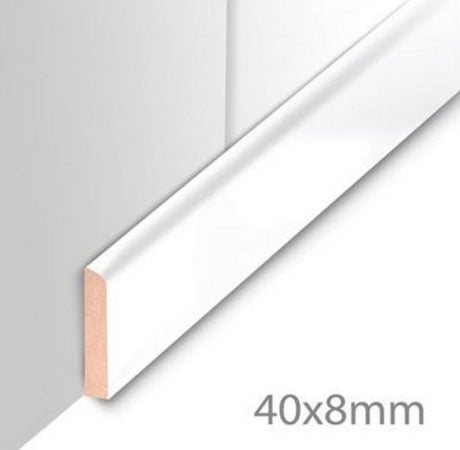 Een MDF Mat Wit Plafondplint van Sanimex