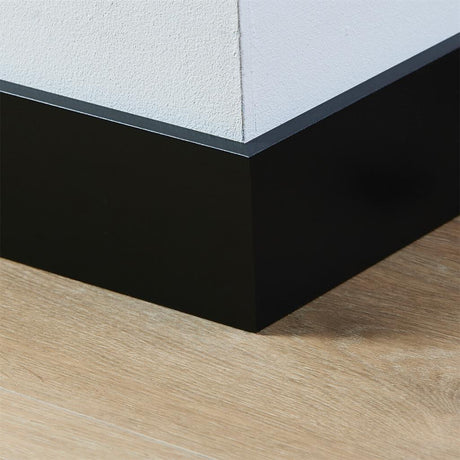 GOAT plint - Gelakt zwart 9005 M - lijstwerk - 240 cm