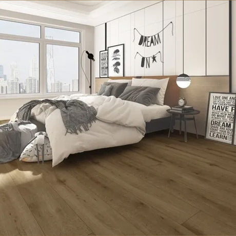 Slaapkamer met rustgevende uitstraling dankzij Gelasta Natural Oak Dark vloer in donker eiken